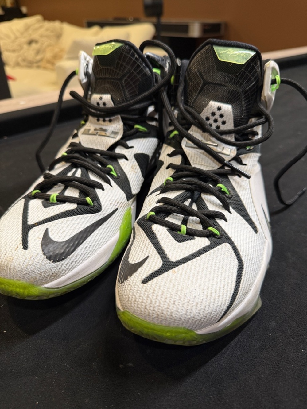 Men's White and Green Basketball Sneakers - Performance Court Shoe - Picture 3 of 7
